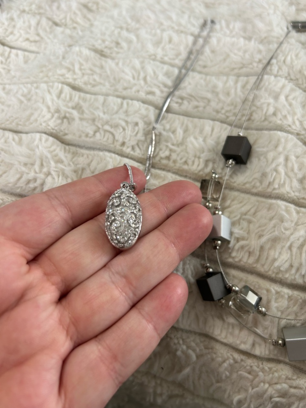 Necklace Bundle - Picture 5 of 8